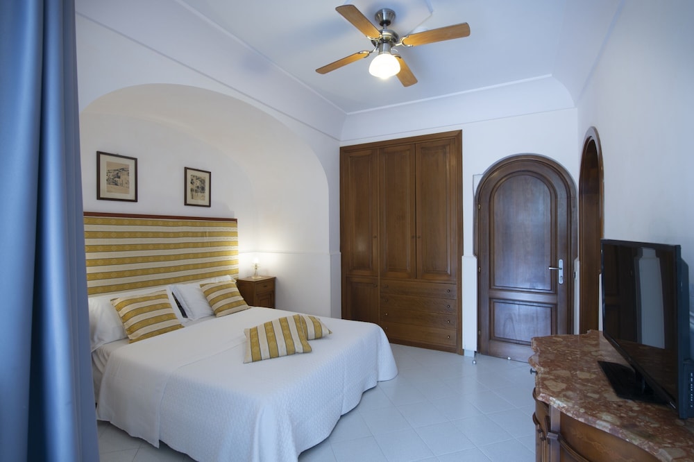 Maresca Hotel Praiano 37/78