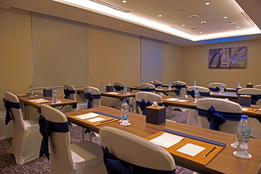 Mena Plaza Hotel Albarsha 51/56