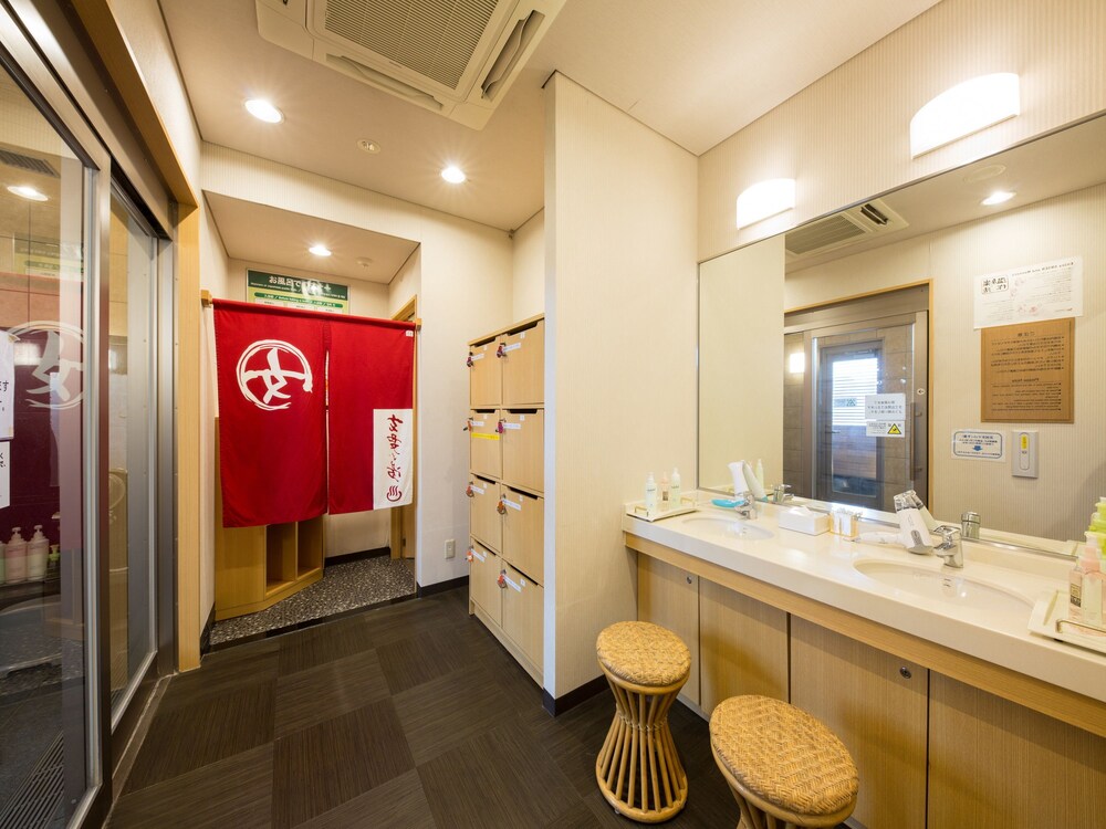 Apa Villa Hotel Tsubamesanjo-Ekimae 48/69
