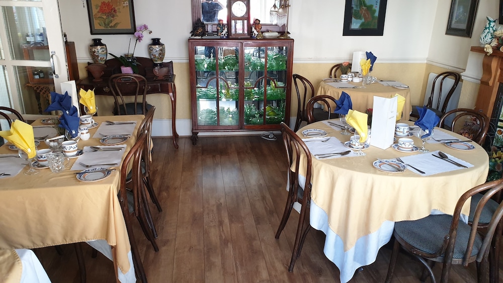 No9 Guest House 30/37