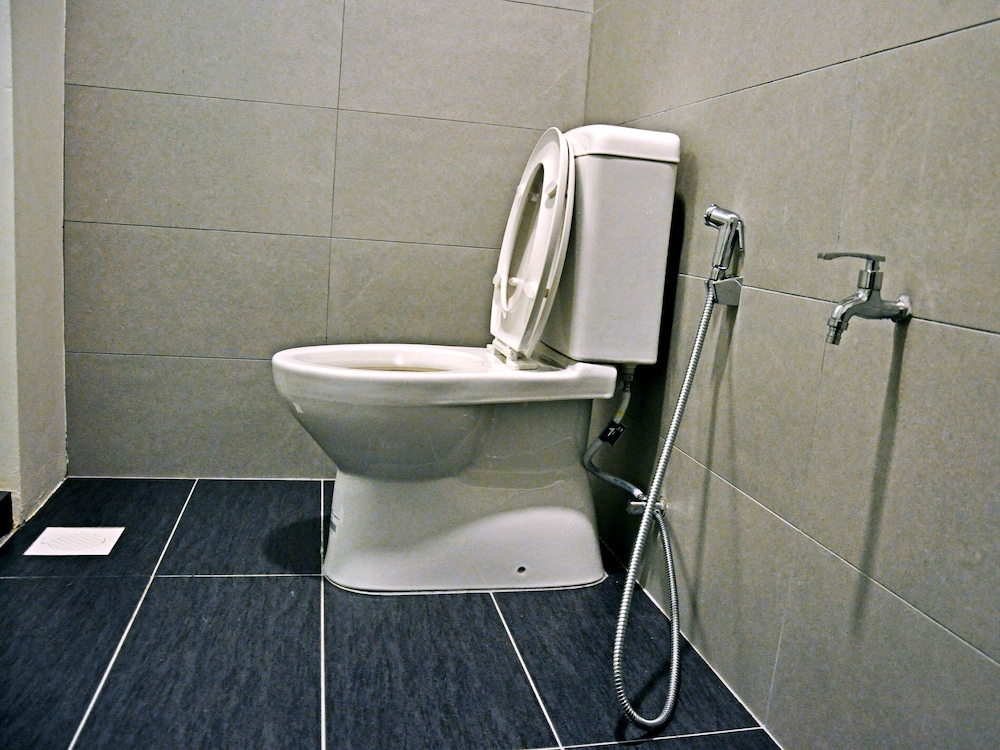 Gem Hotel Nusajaya 35/38