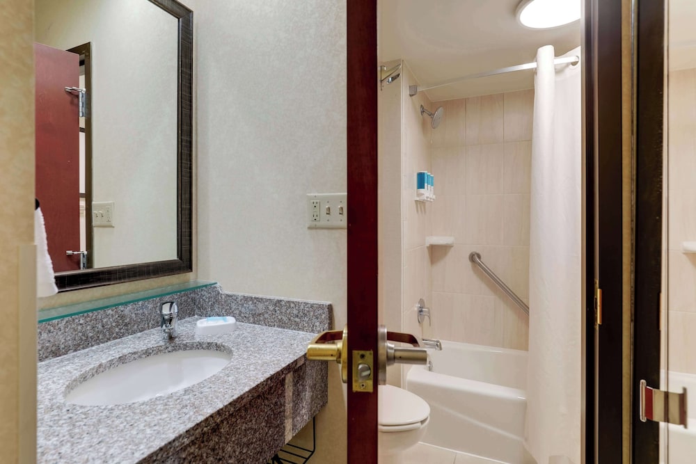 DRURY INN AND SUITES ATLANTA MARIETTA 50/50