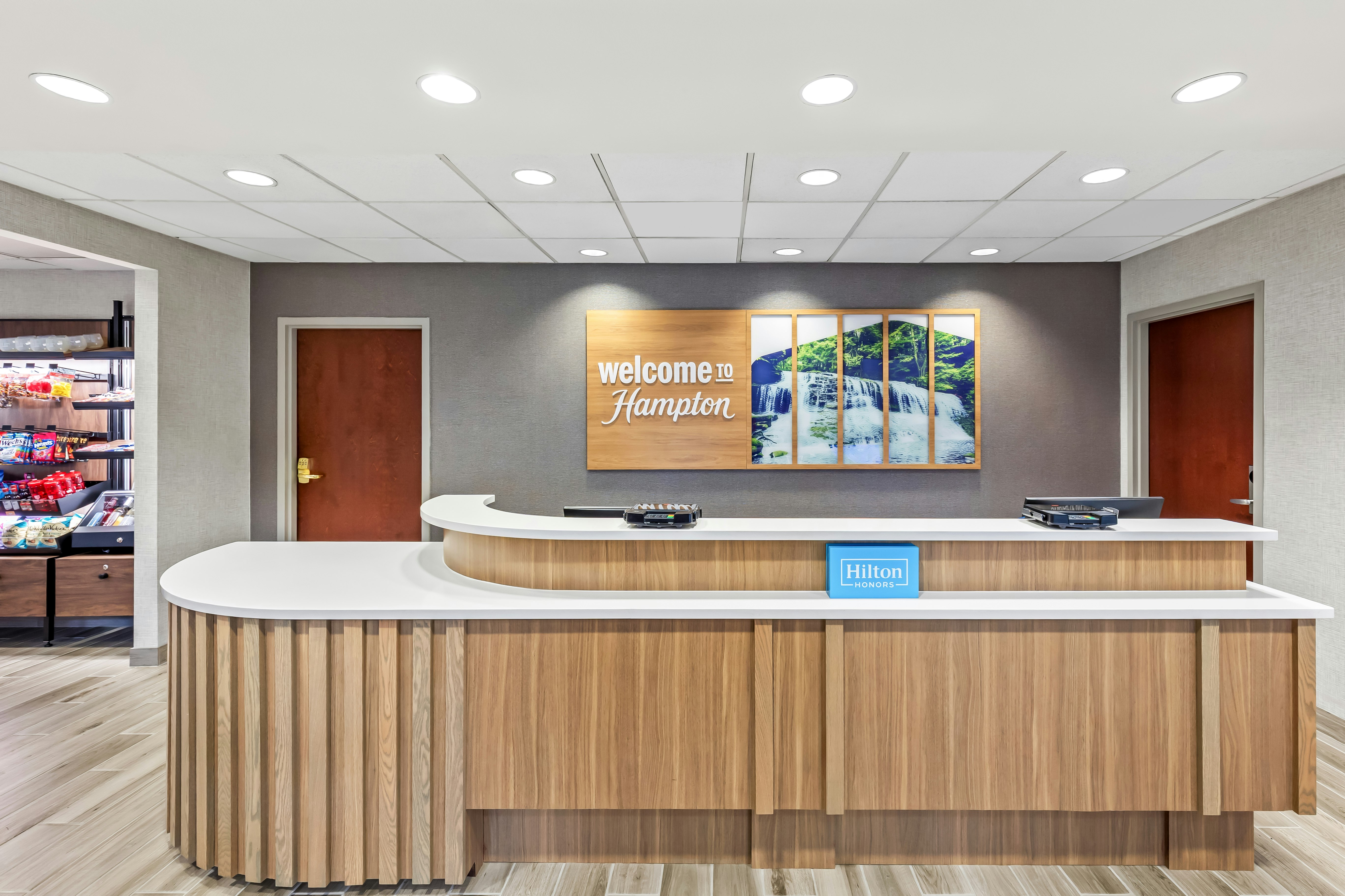 Hampton Inn & Suites Grove City 6/39