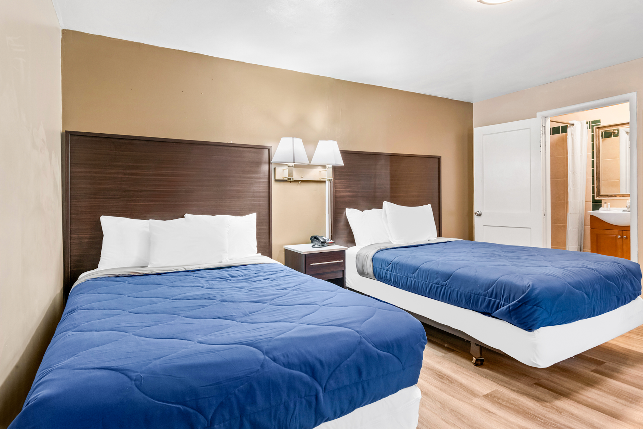 Scottish Inns Middletown 7/23