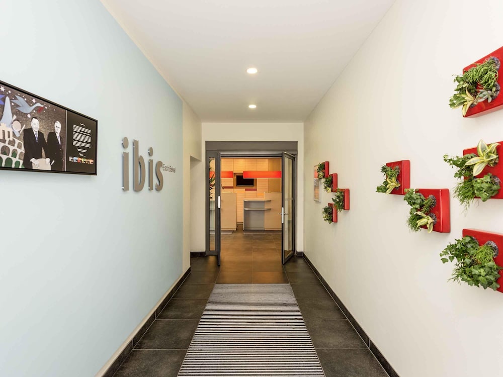 ibis Esch Belval 14/64
