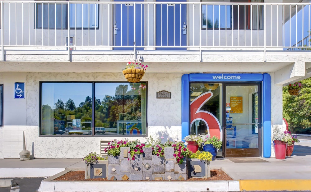 Motel6 Medford, OR in MEDFORD - OR