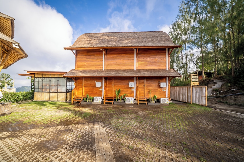 The Dewi Eco Bamboo Villa 7/58