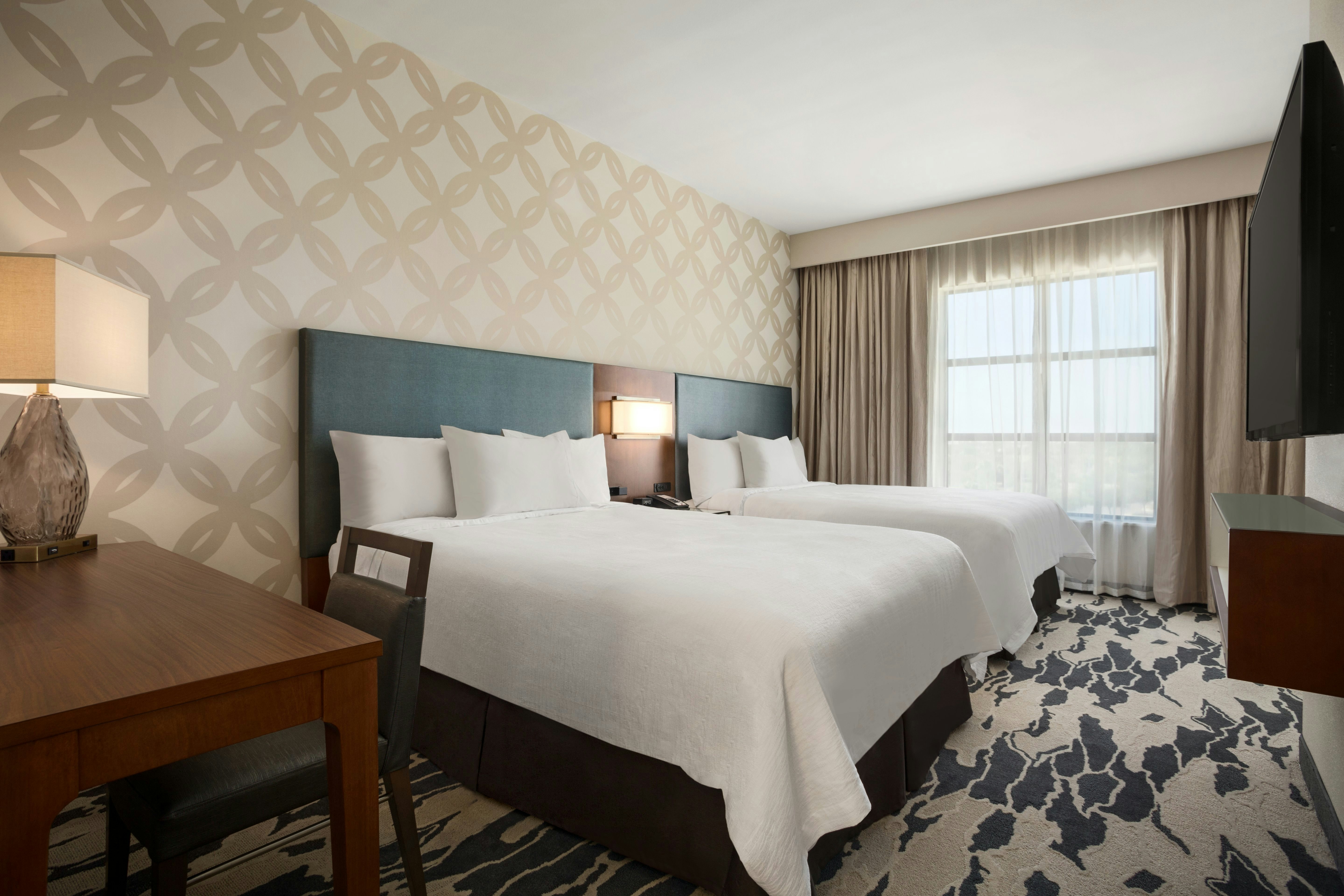 2 ROOMS, SUITE, 2 QUEEN BEDS