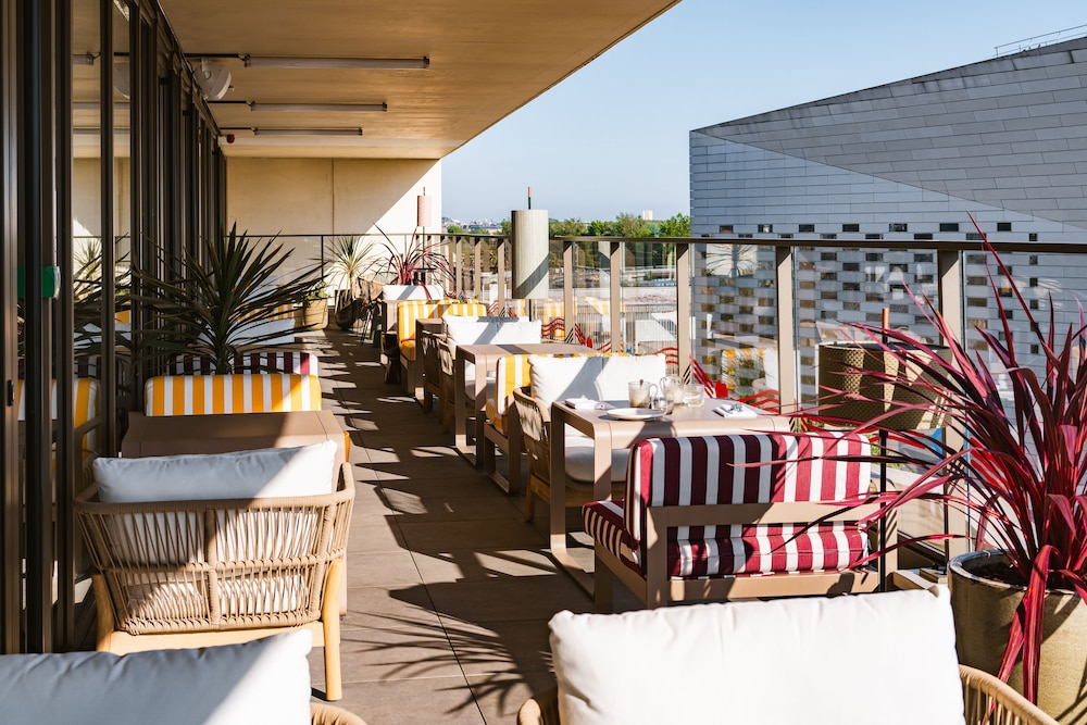 Hotel 56 Bordeaux - Handwritten Collection 51/62