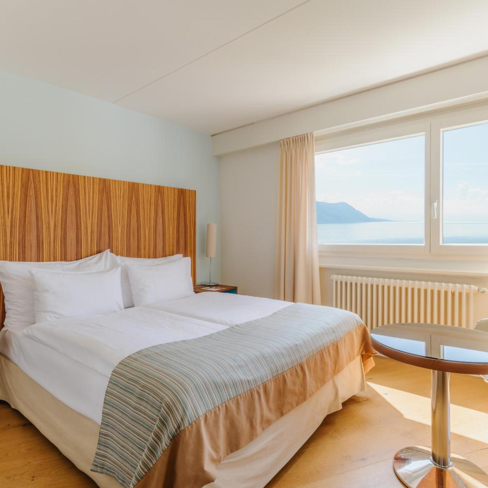 Cozy, Mona, Lake View, Balcony