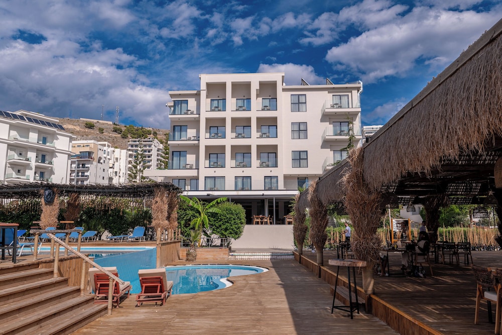 GRAND HOTEL SARANDA in SARANDE