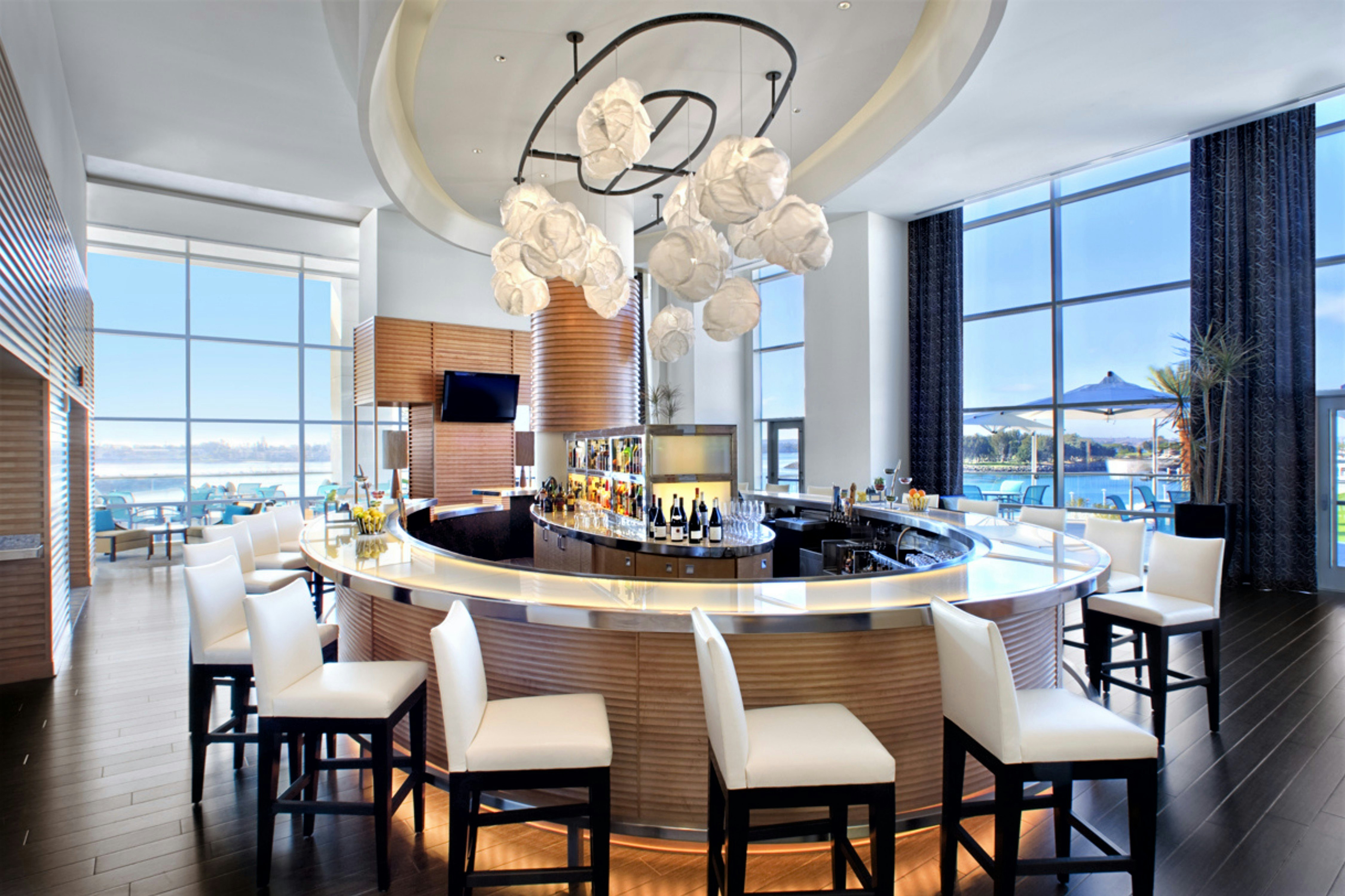 Hilton San Diego Bayfront 48/70