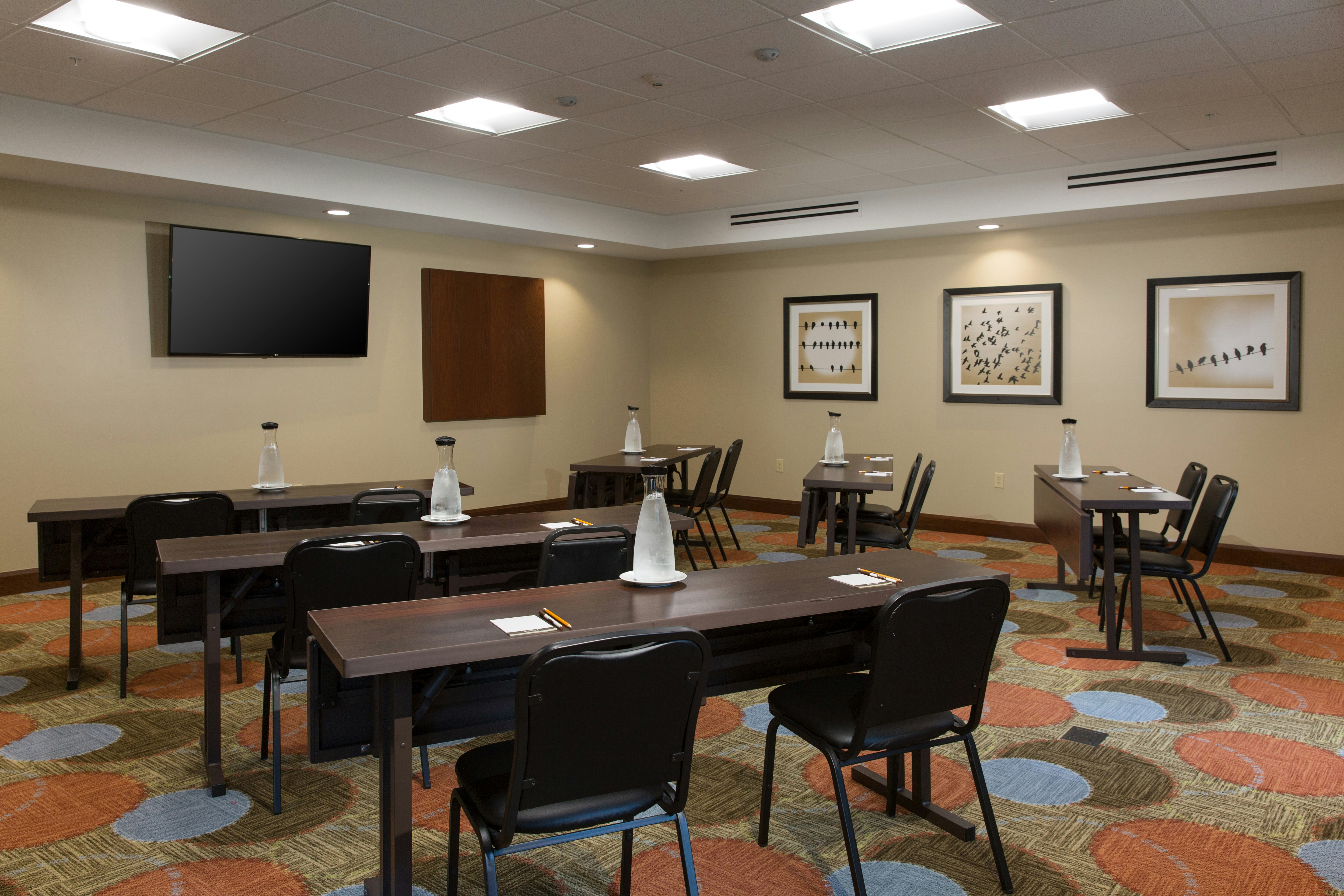 Staybridge Suites Corona South 31/45