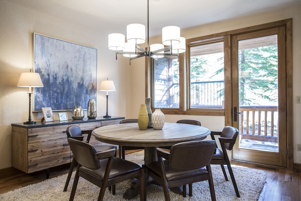 Deer Valley's Signature Collection 51/74