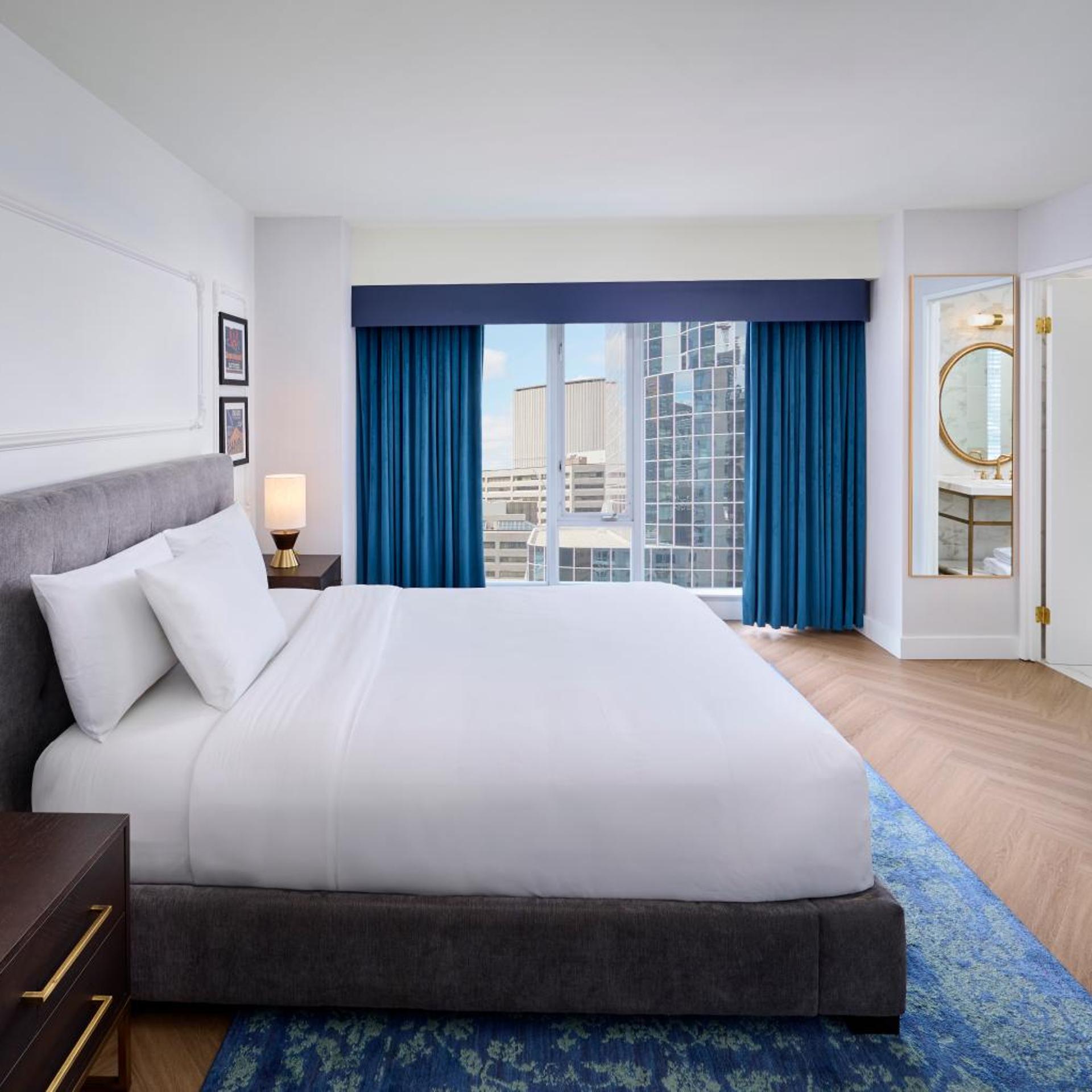 City, King Bed, Queen Bed