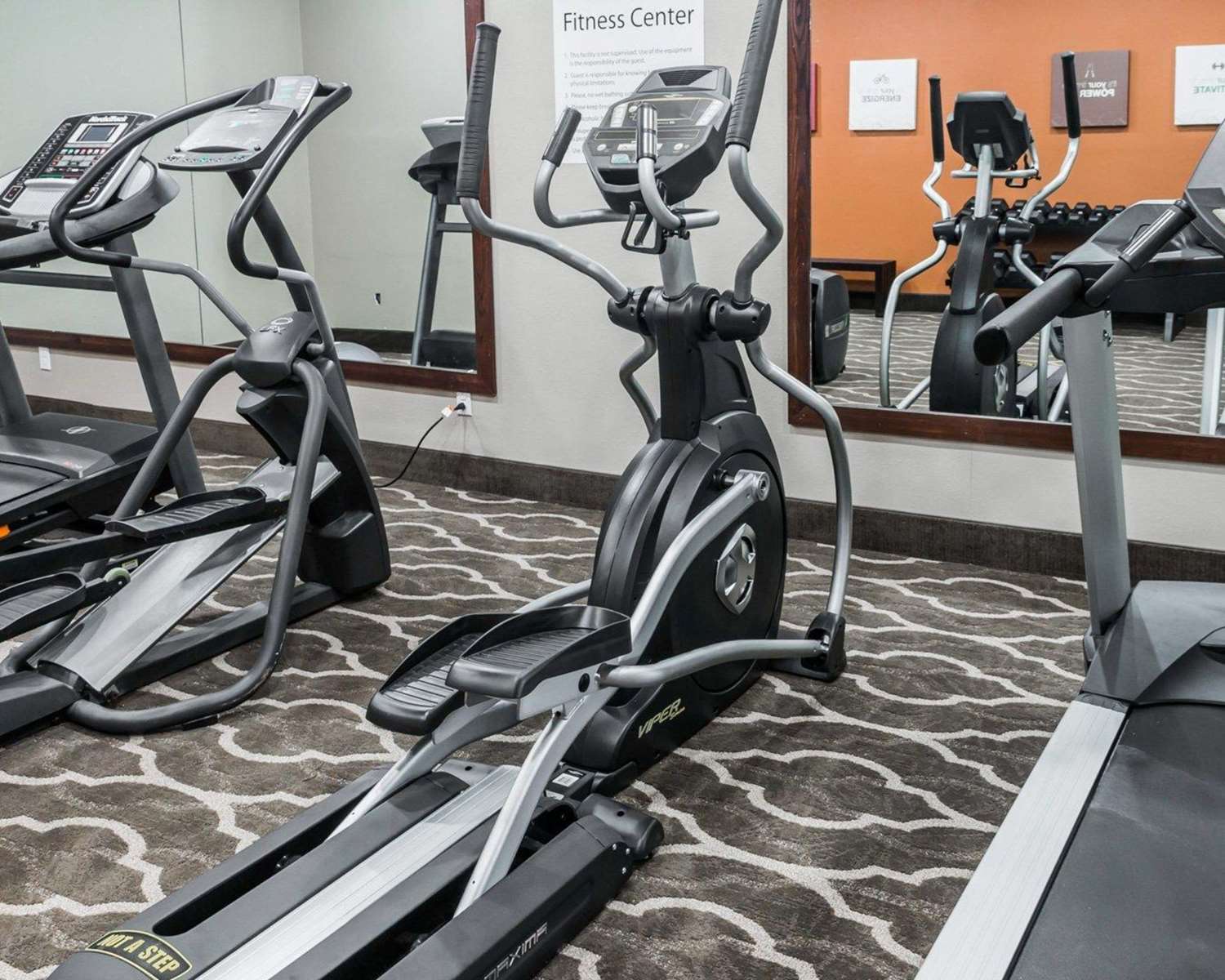 Comfort Inn & Suites Pharr - McAllen 24/30