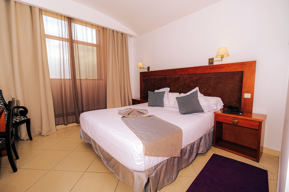 Hotel Jardy 24/56