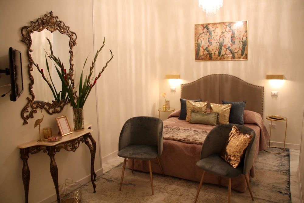 Ingrami Suites 49/72