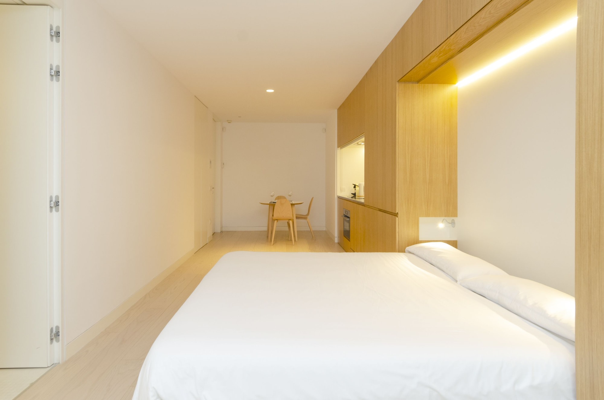 Design, Apartment, Queen Bed, Sofa