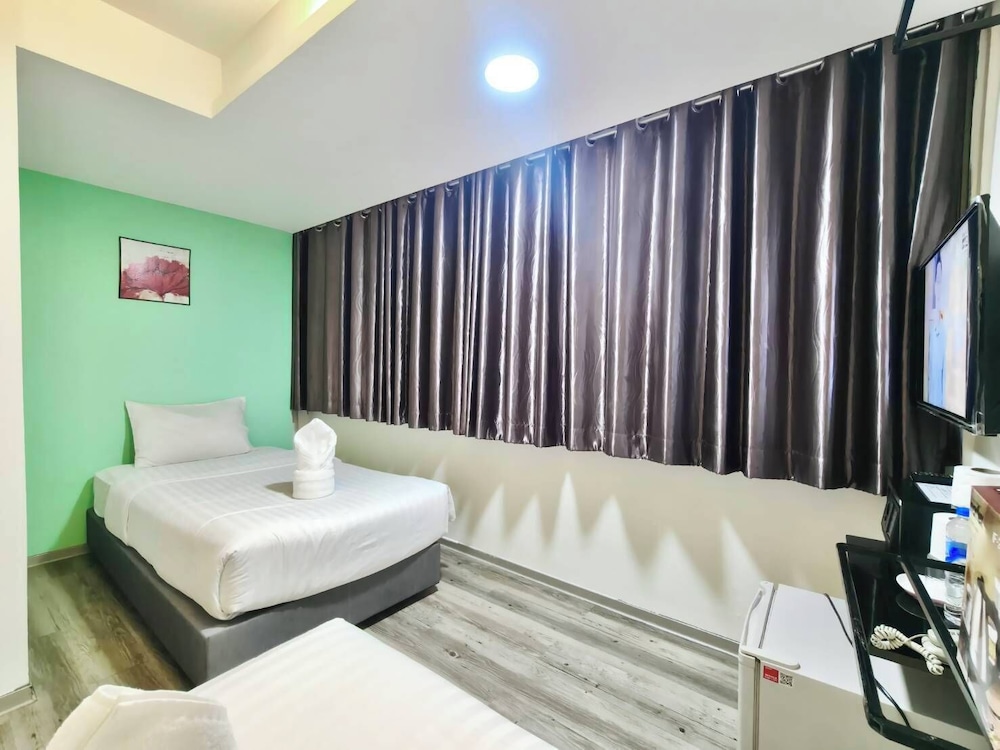 Kim Korner Hotel 31/54