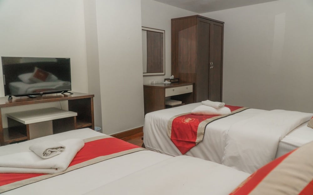 Noble Place 25/73