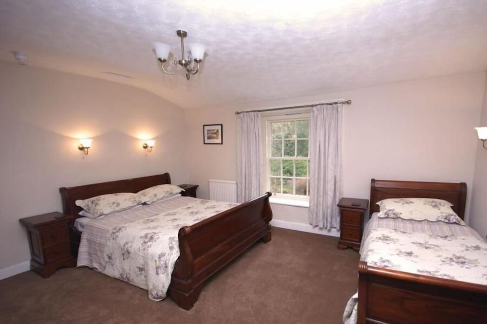 Seatoller House 9/44