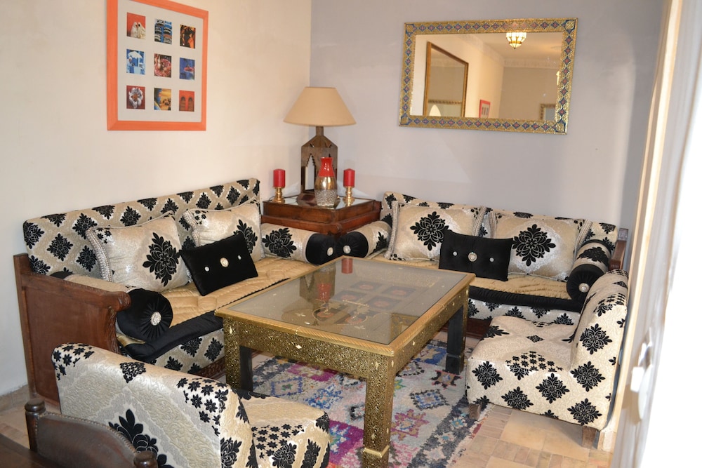 Riad Bayti 48/56