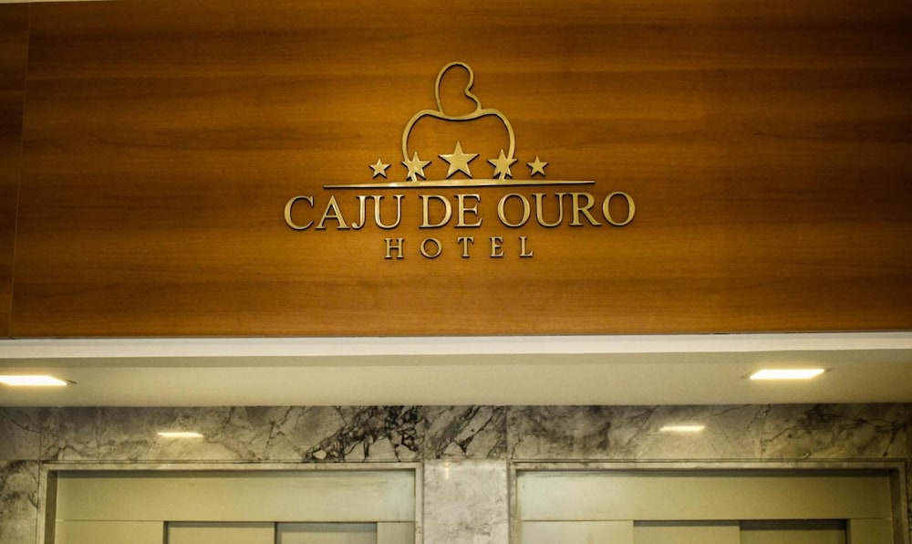 Hotel Caju de Ouro 6/45