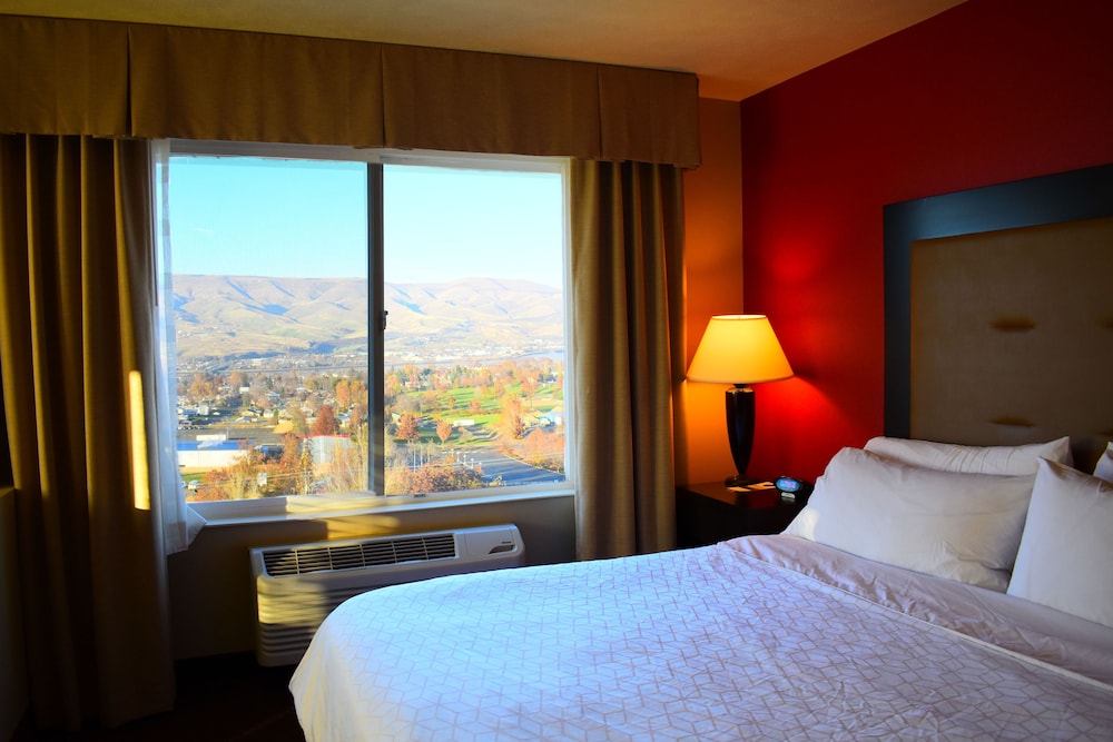 Holiday Inn Express Lewiston 20/77