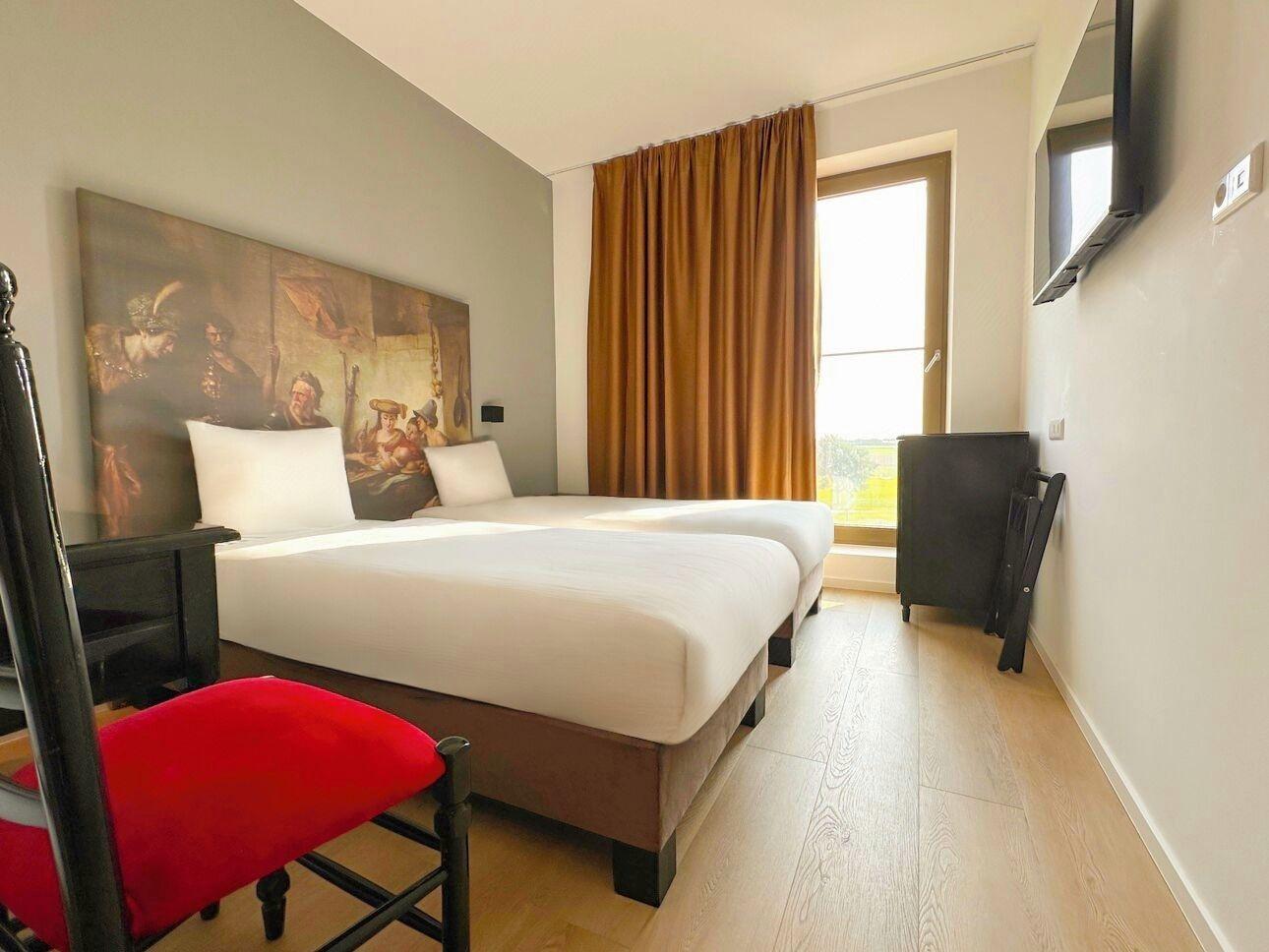 Hotelux Amsterdam Airport Hotel 9/21
