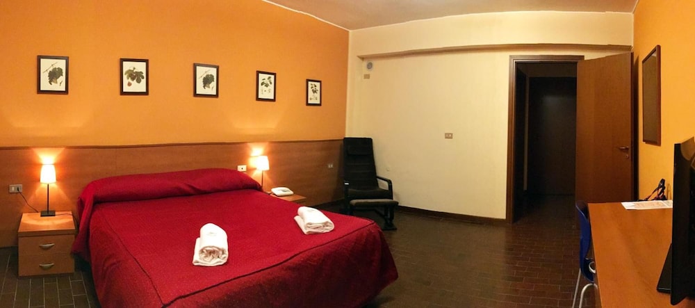 Hotel Forum 48/70