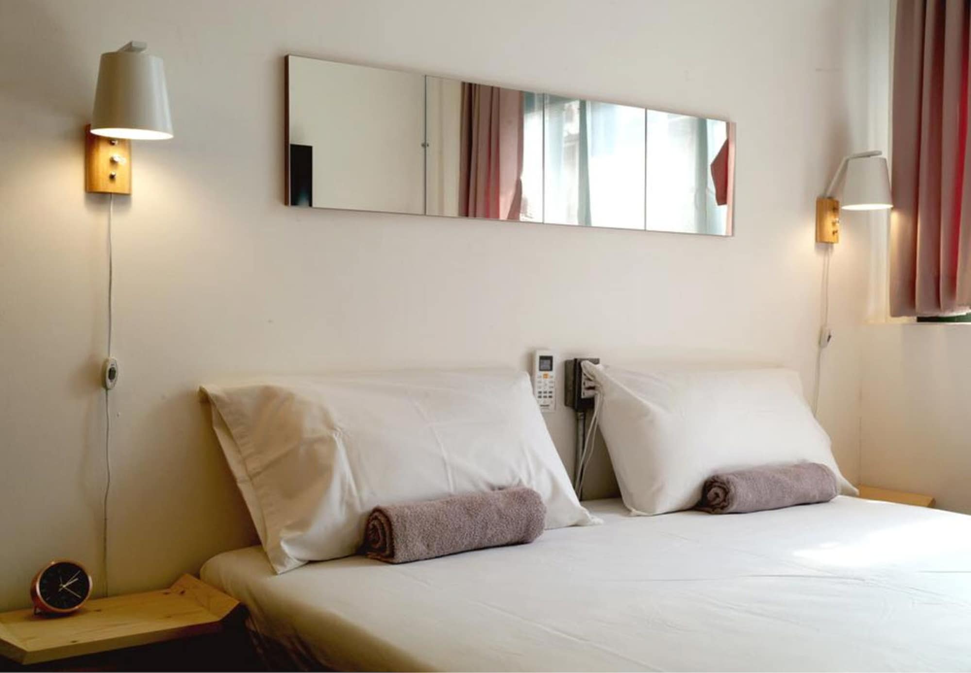 DELUXE, DOUBLE BED, PRIVATE BATHROOM