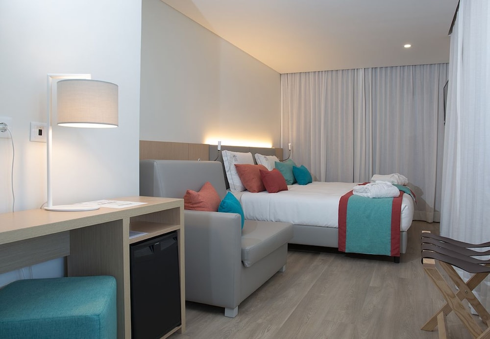 Hotel Castelao 16/41