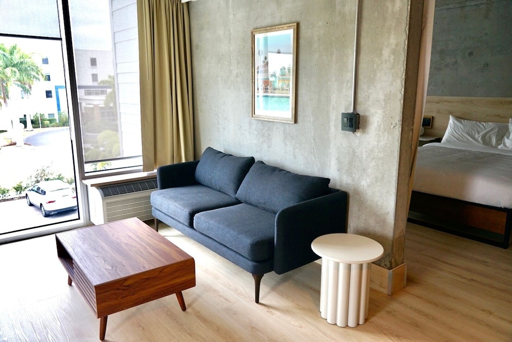 Kompose Hotel Sarasota 31/49