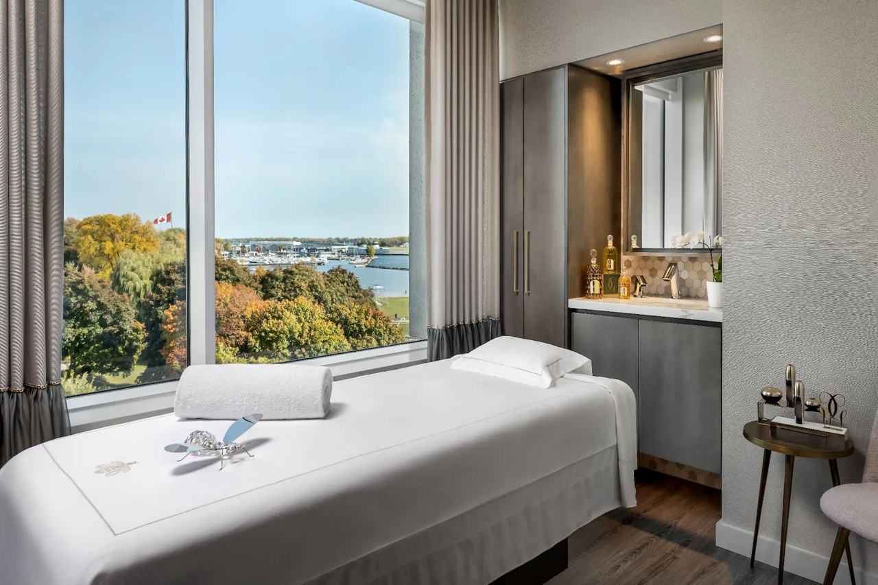 Hotel X Toronto by Library Hotel Collection 21/63