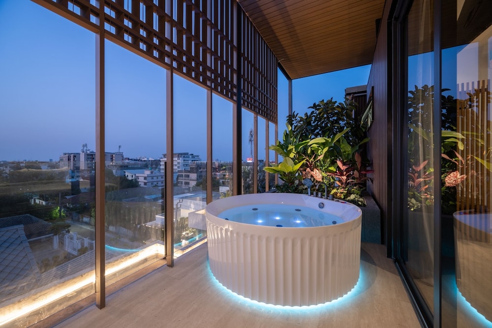 SHAN Villas Sukhumvit 43/70