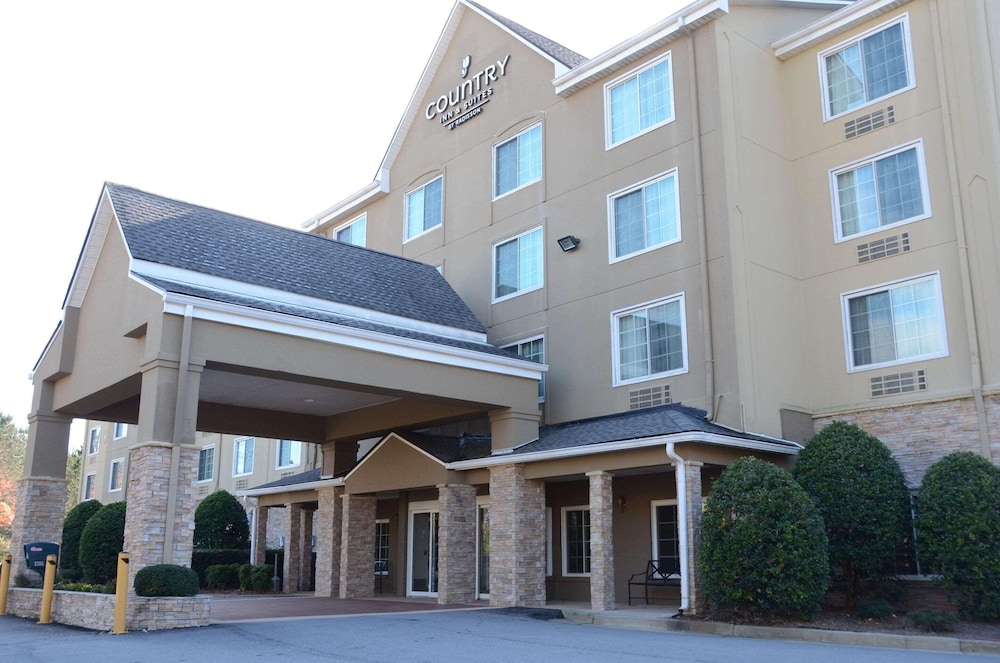 Country Inn & Suites by Radisson, Buford at Mall of Georgia, GA 4/51