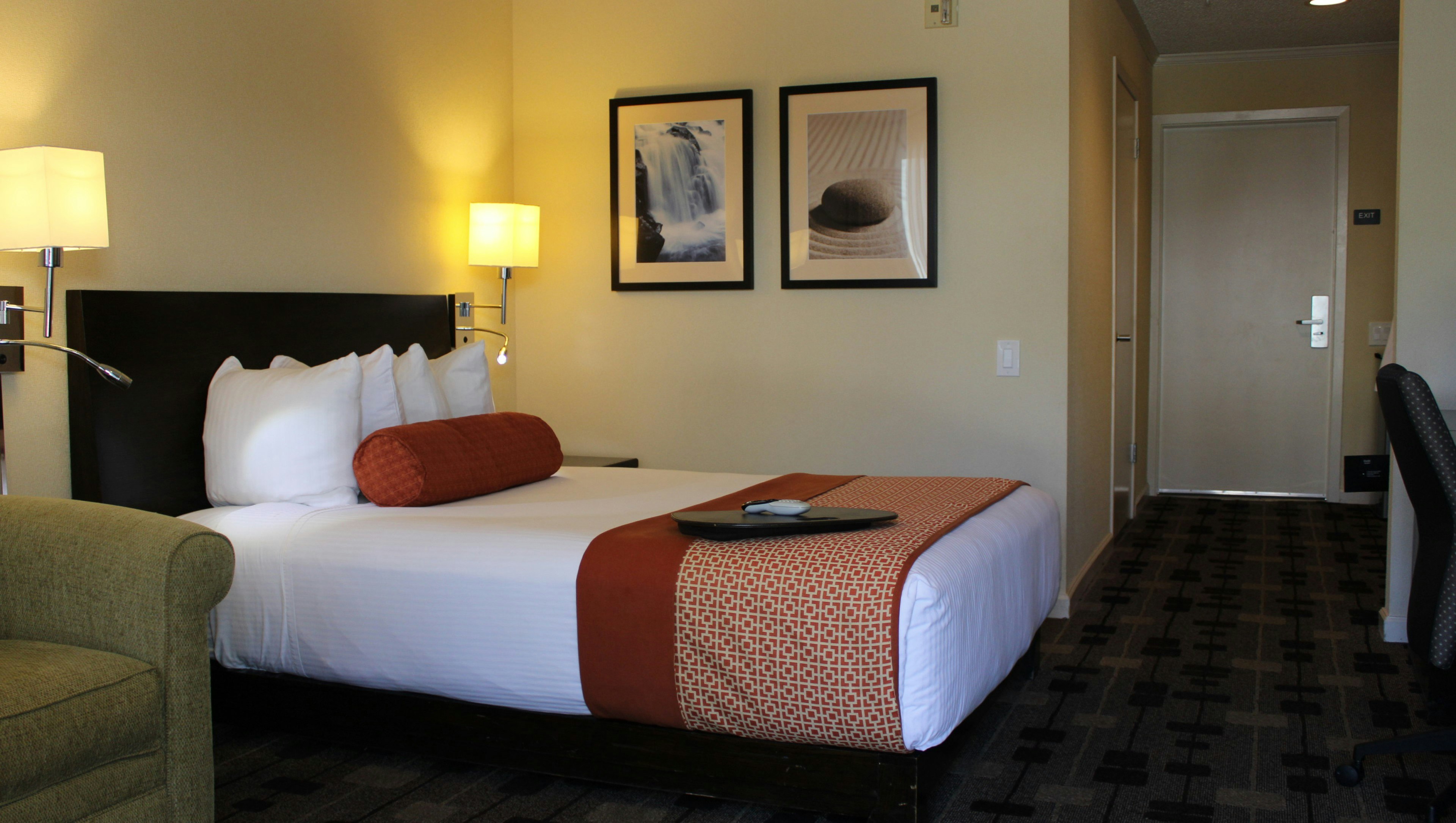 Room, Queen Bed, Accessible