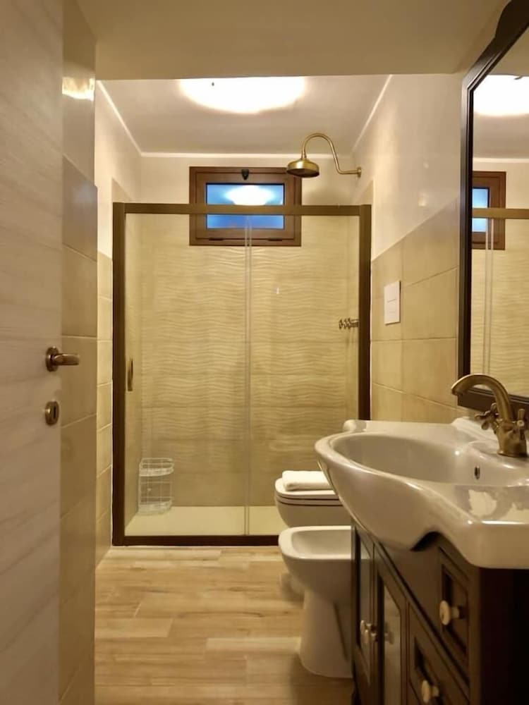 Isolabella B&B 44/45