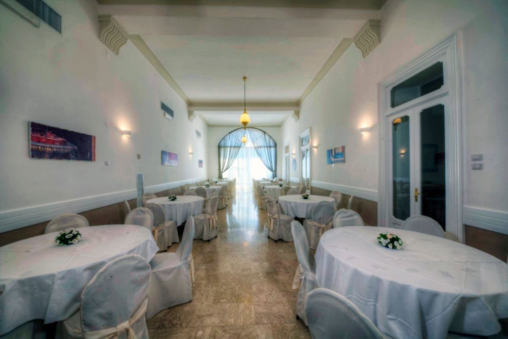 Hotel Dei Principati 38/53