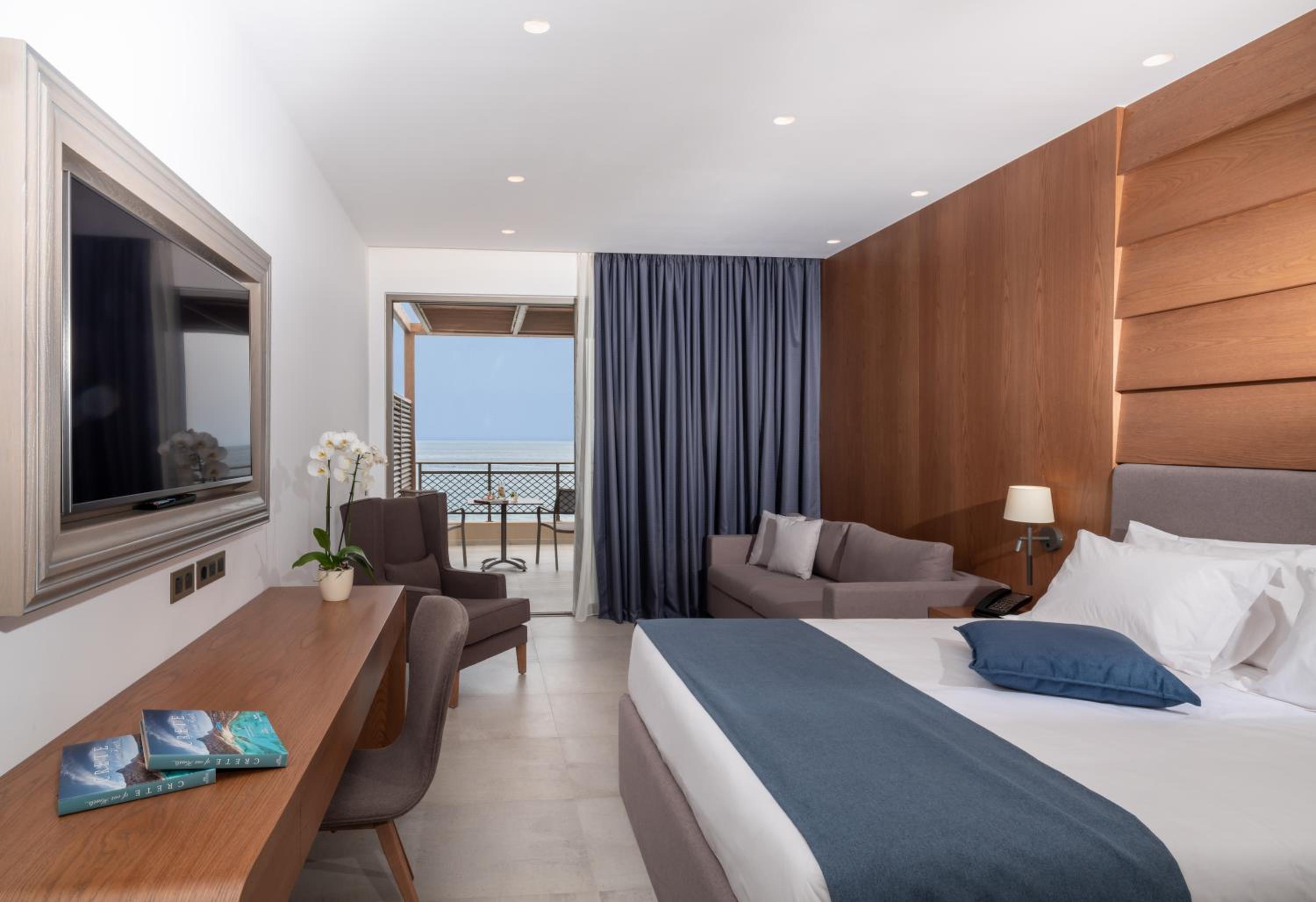 Signature, Bungalow, Double Bed, Sea Front
