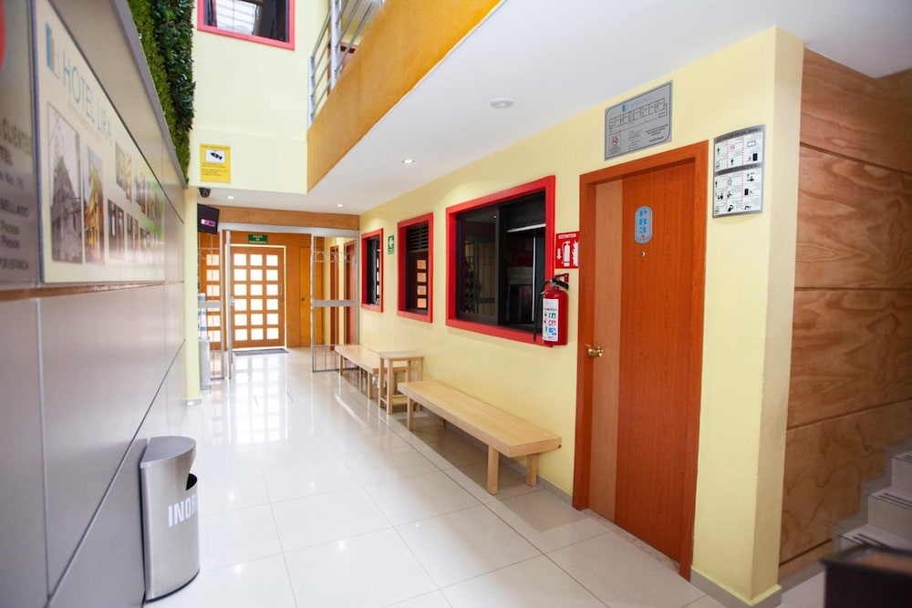 Hotel Lira - Solo Adultos 15/29