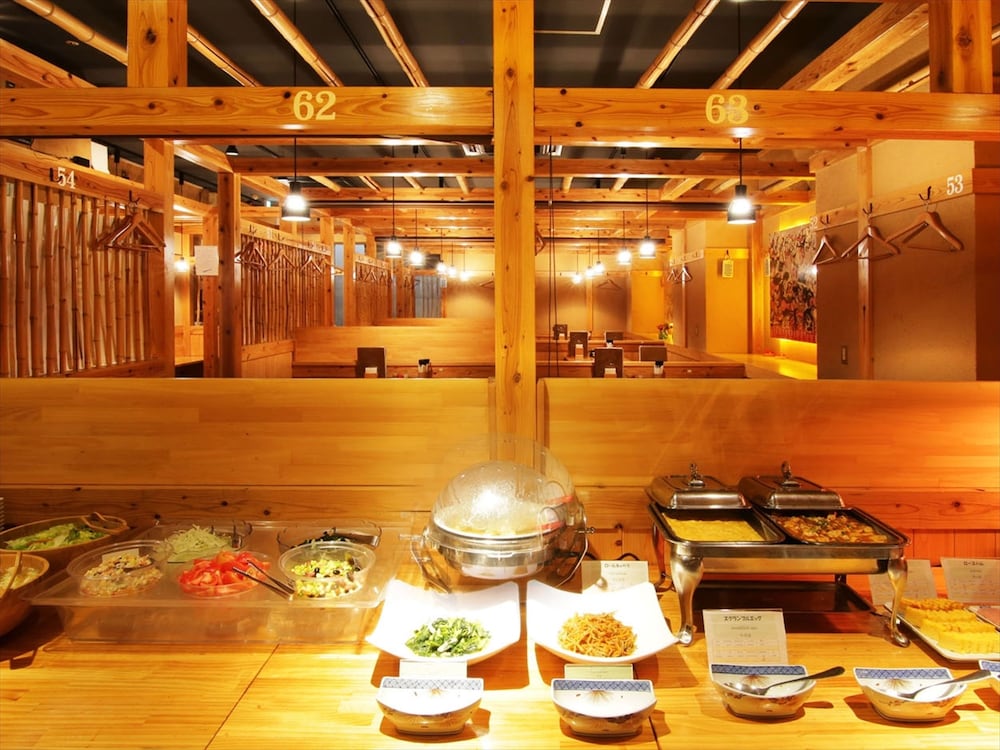 restaurant cafeteria