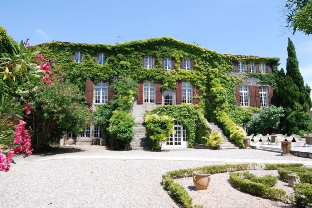 DOMUS SELECTA CHATEAU DE FLOURE 1/57
