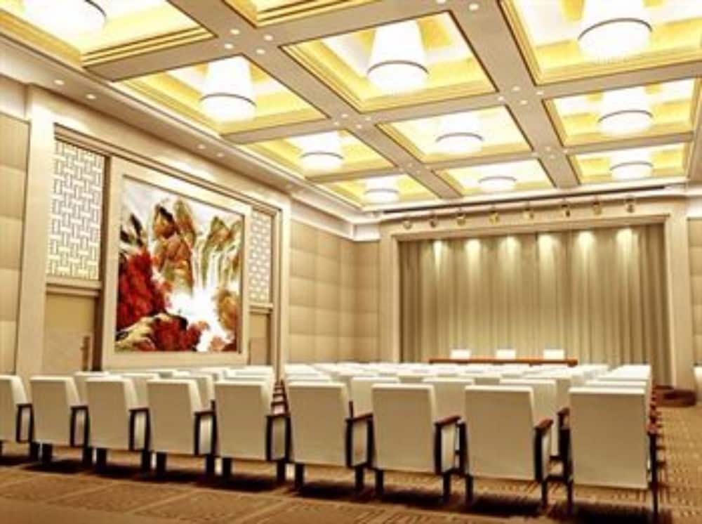 Sheng Du International Hotel 18/23