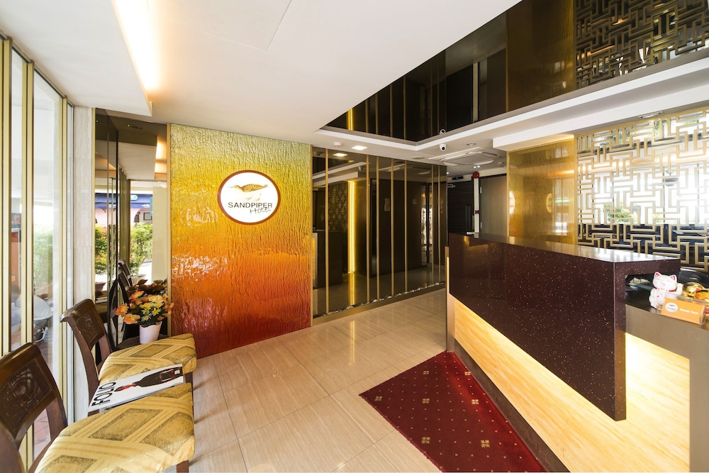 Sandpiper Hotel 6/50