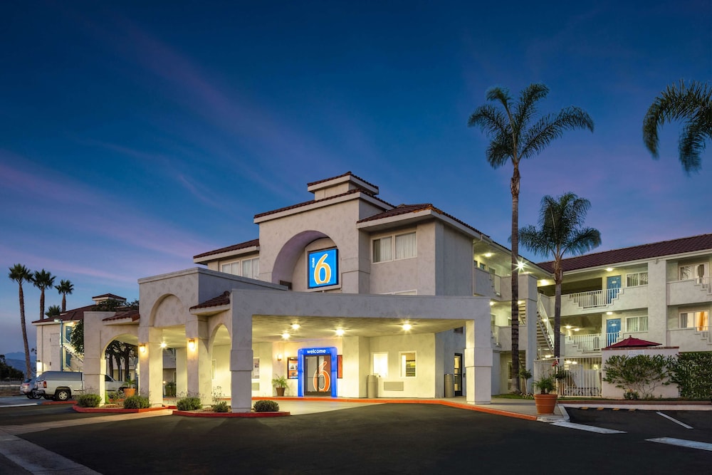 Motel6 Ventura, CA - South in VENTURA - CA