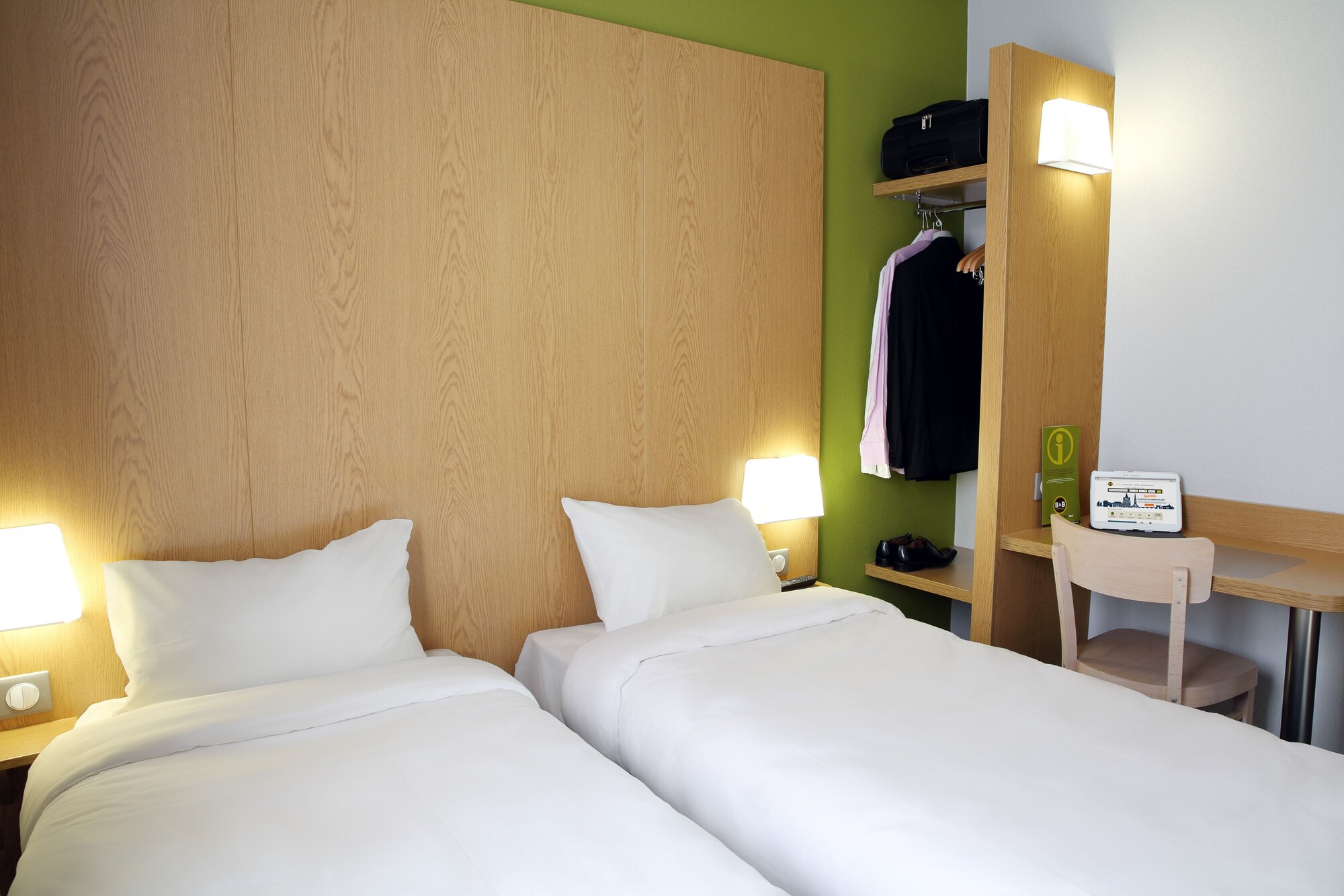 STANDARD, TWIN BEDS