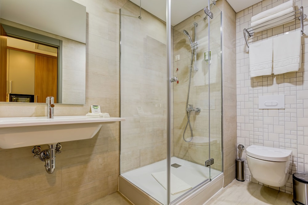 Plus Hotel Bostanci Atasehir 62/63