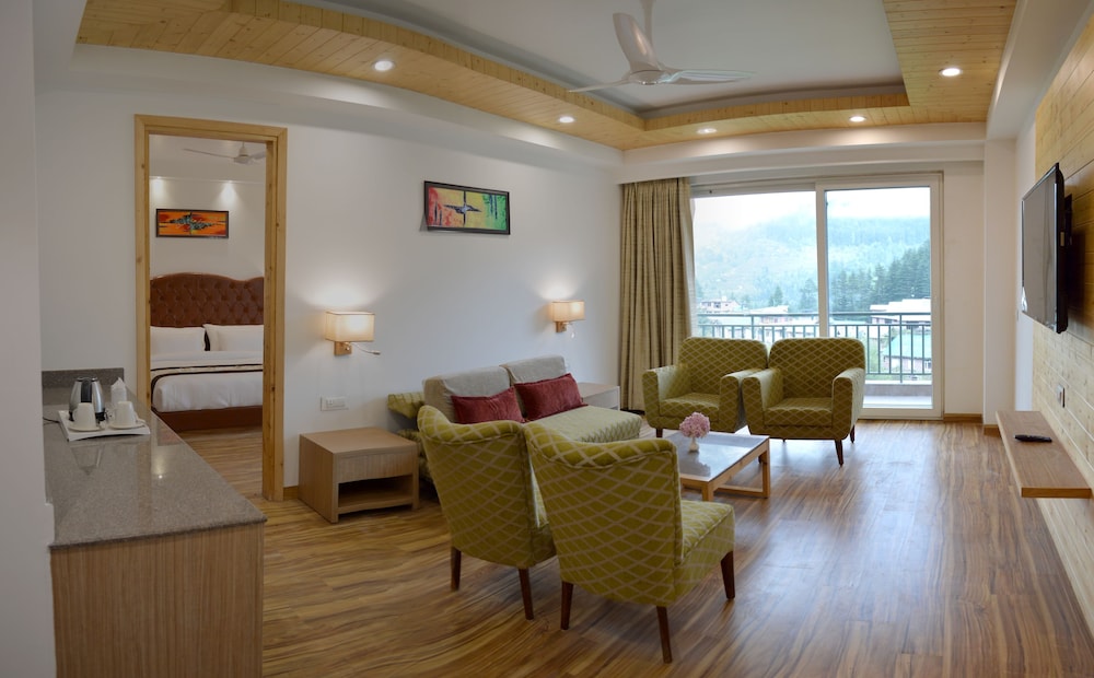 The Orchard Greens Resort 28/48
